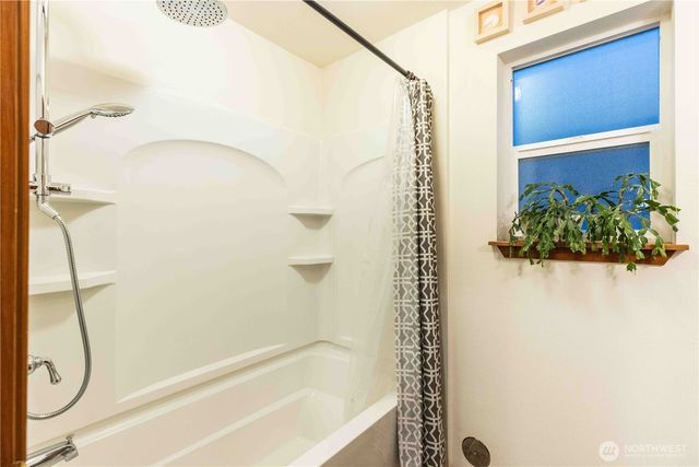 2291 SE Abernathy Ct, Port Orchard, WA 98366