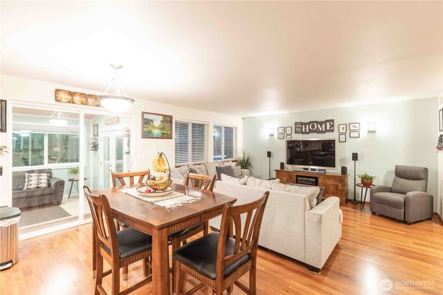 2291 SE Abernathy Ct, Port Orchard, WA 98366