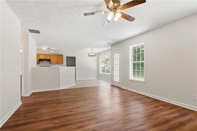 682 Stonemill Manor, Lithonia, GA 30058