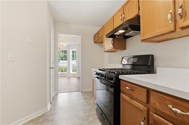682 Stonemill Manor, Lithonia, GA 30058