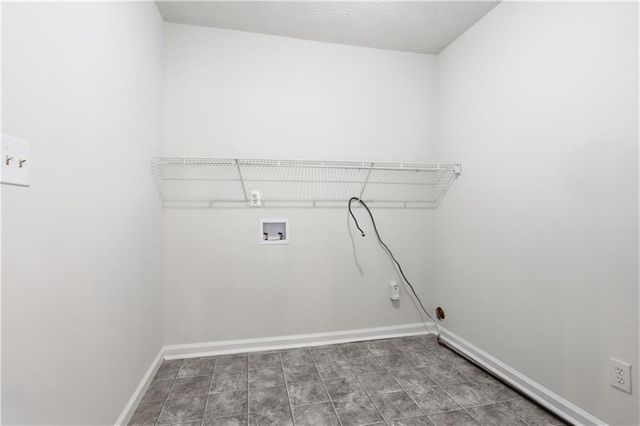 682 Stonemill Manor, Lithonia, GA 30058