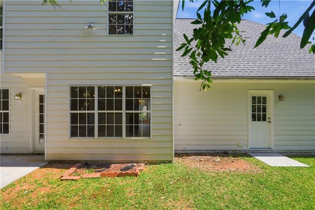 682 Stonemill Manor, Lithonia, GA 30058