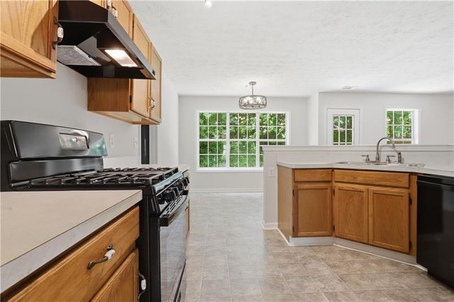 682 Stonemill Manor, Lithonia, GA 30058