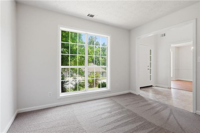 682 Stonemill Manor, Lithonia, GA 30058