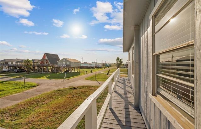 1019 Treaty Drive, Surfside Beach, TX 77541