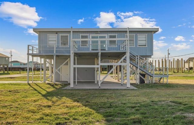 1019 Treaty Drive, Surfside Beach, TX 77541