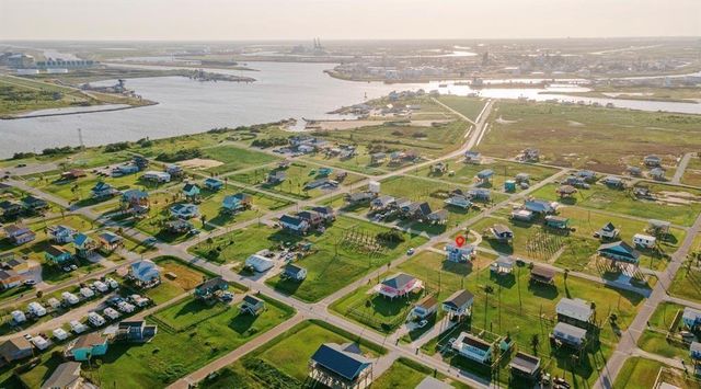 1019 Treaty Drive, Surfside Beach, TX 77541