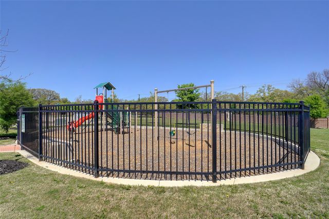 816 Turtle Creek Avenue, Denton, TX 76210