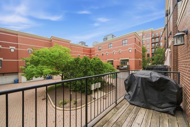 1225 N Sedgwick Street 1225, Chicago, IL 60610