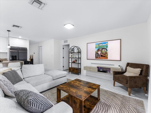 2848 NW 9th Place, Fort Lauderdale, FL 33311