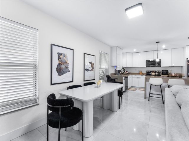 2848 NW 9th Place, Fort Lauderdale, FL 33311