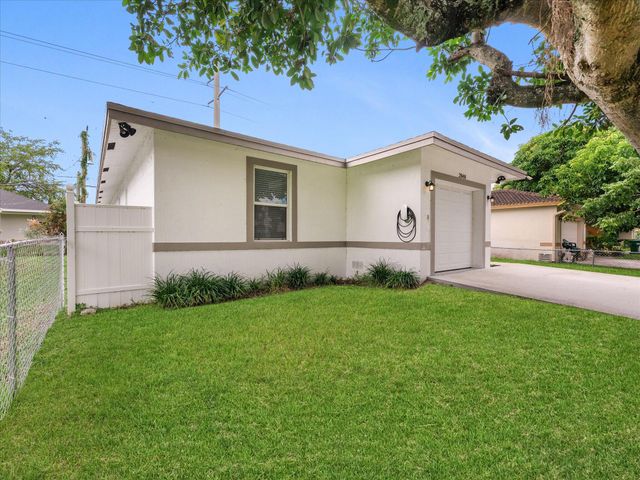 2848 NW 9th Place, Fort Lauderdale, FL 33311