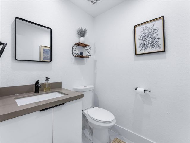 2848 NW 9th Place, Fort Lauderdale, FL 33311