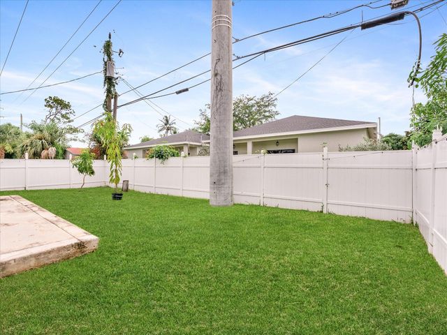 2848 NW 9th Place, Fort Lauderdale, FL 33311