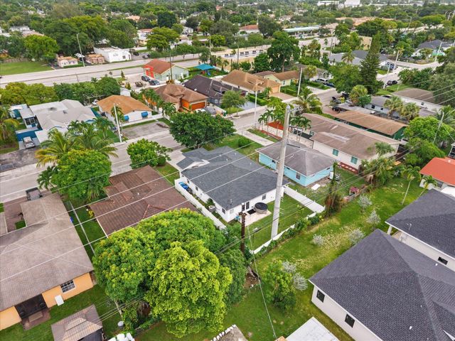 2848 NW 9th Place, Fort Lauderdale, FL 33311