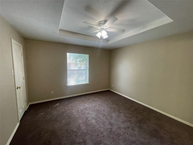 112 Kennedy Drive, Terrell, TX 75160
