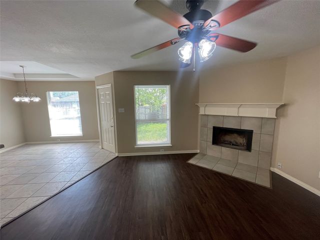 112 Kennedy Drive, Terrell, TX 75160