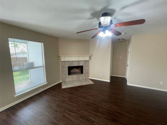 112 Kennedy Drive, Terrell, TX 75160