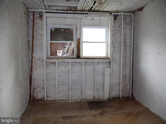 6702 LINMORE AVE, Philadelphia, PA 19142