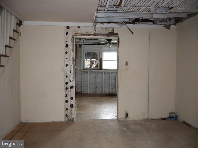 6702 LINMORE AVE, Philadelphia, PA 19142