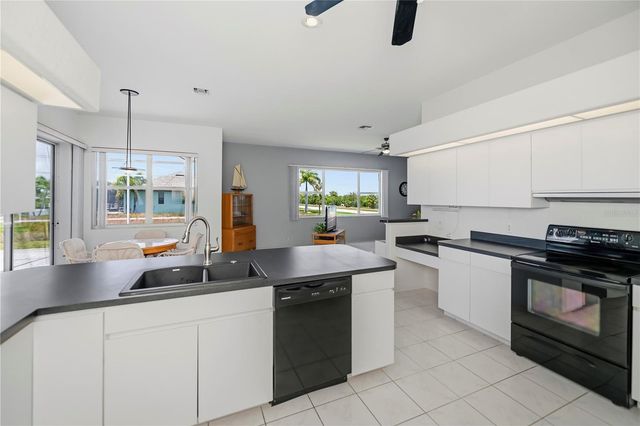 15400 ALCOVE CIRCLE, Port Charlotte, FL 33981
