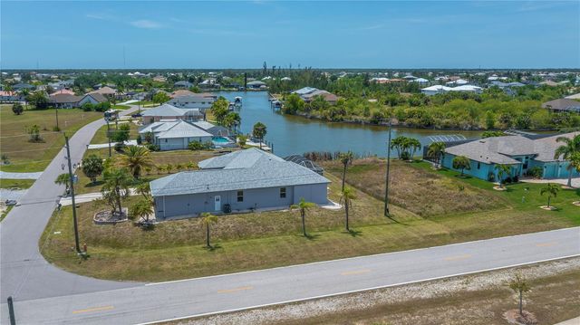 15400 ALCOVE CIRCLE, Port Charlotte, FL 33981