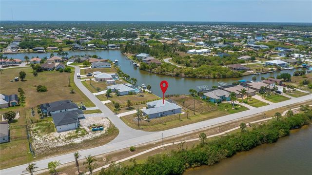 15400 ALCOVE CIRCLE, Port Charlotte, FL 33981