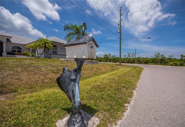 15400 ALCOVE CIRCLE, Port Charlotte, FL 33981