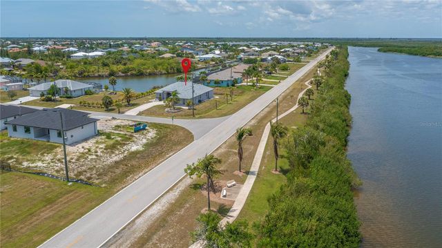 15400 ALCOVE CIRCLE, Port Charlotte, FL 33981