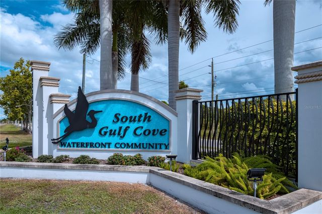 15400 ALCOVE CIRCLE, Port Charlotte, FL 33981