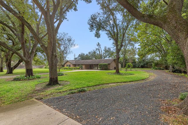 5807 Lilac Street, Katy, TX 77493