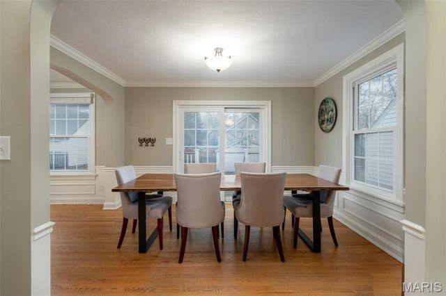 4 Garden Lane, St Louis, MO 63122