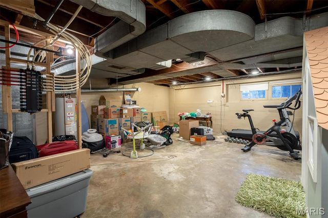4 Garden Lane, St Louis, MO 63122