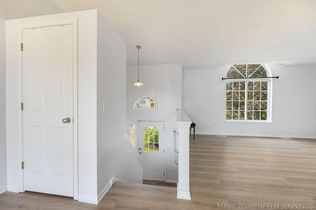 489 Sunmeadow Drive Se, Gaines Twp, MI 49508