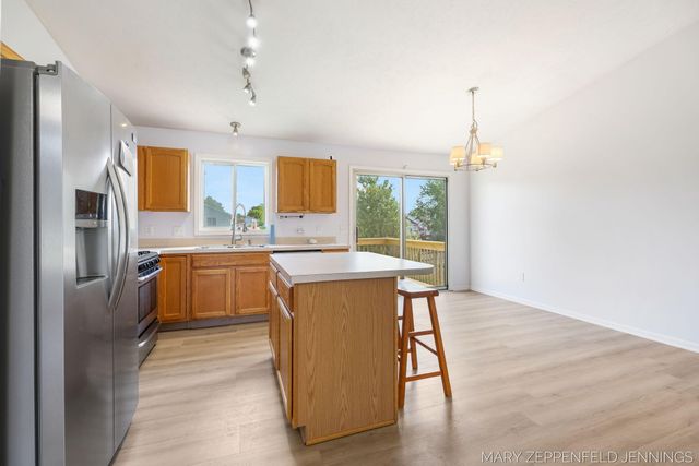 489 Sunmeadow Drive Se, Gaines Twp, MI 49508