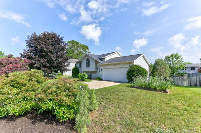 489 Sunmeadow Drive Se, Gaines Twp, MI 49508