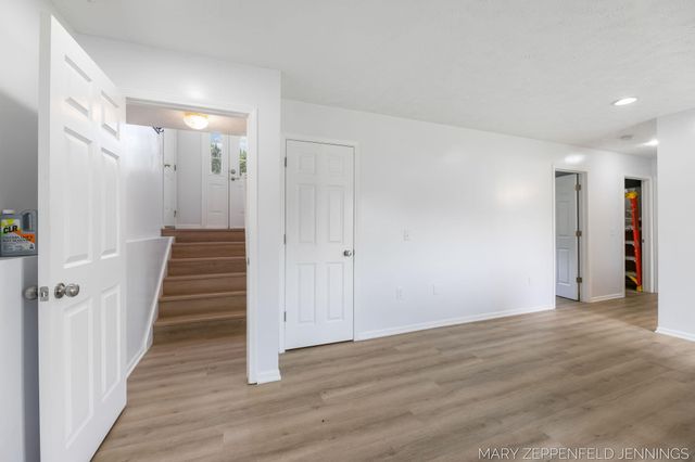489 Sunmeadow Drive Se, Gaines Twp, MI 49508