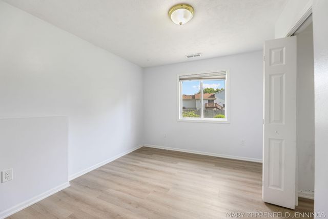 489 Sunmeadow Drive Se, Gaines Twp, MI 49508