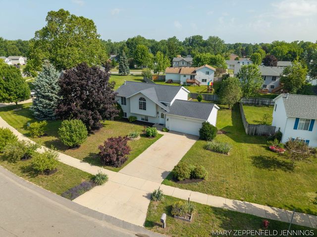 489 Sunmeadow Drive Se, Gaines Twp, MI 49508