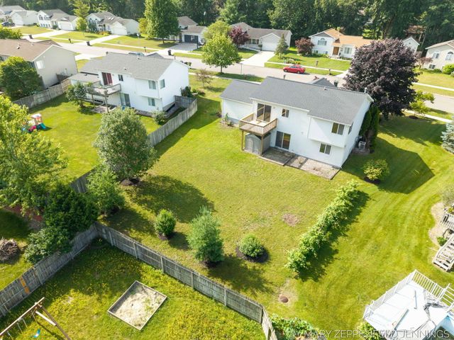 489 Sunmeadow Drive Se, Gaines Twp, MI 49508