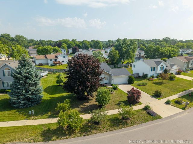 489 Sunmeadow Drive Se, Gaines Twp, MI 49508