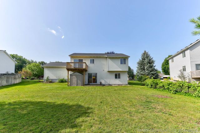 489 Sunmeadow Drive Se, Gaines Twp, MI 49508