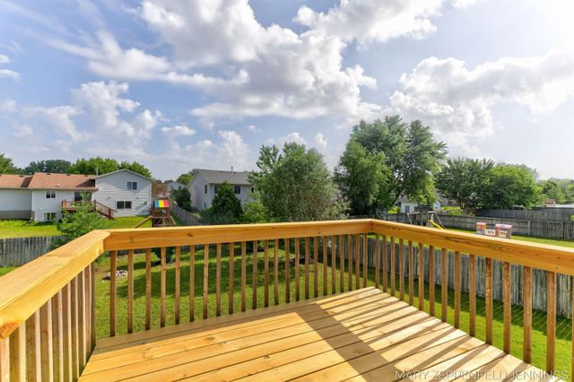 489 Sunmeadow Drive Se, Gaines Twp, MI 49508