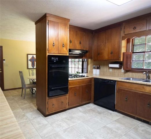 15 Mornside Drive, Forsyth, GA 31029