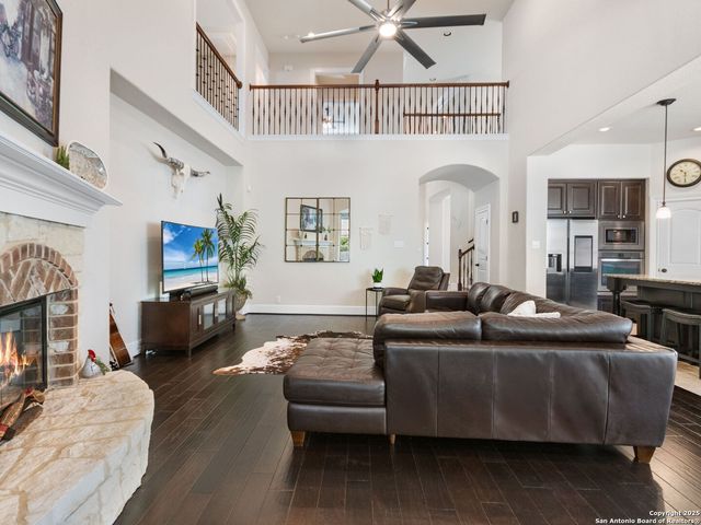 25715 Stormy Ridge, San Antonio, TX 78255