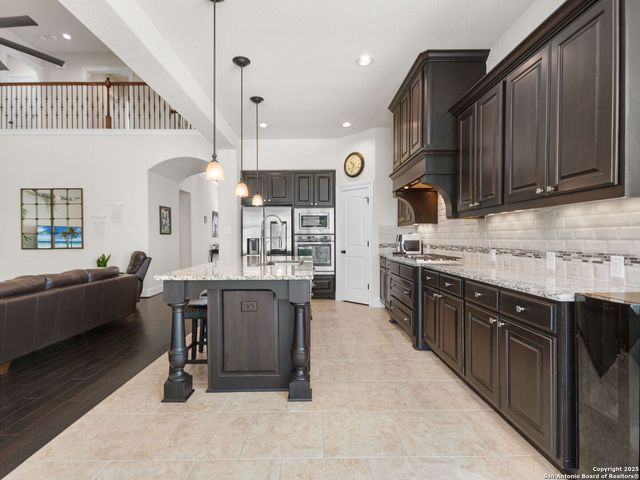 25715 Stormy Ridge, San Antonio, TX 78255