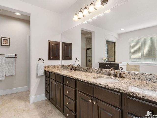 25715 Stormy Ridge, San Antonio, TX 78255