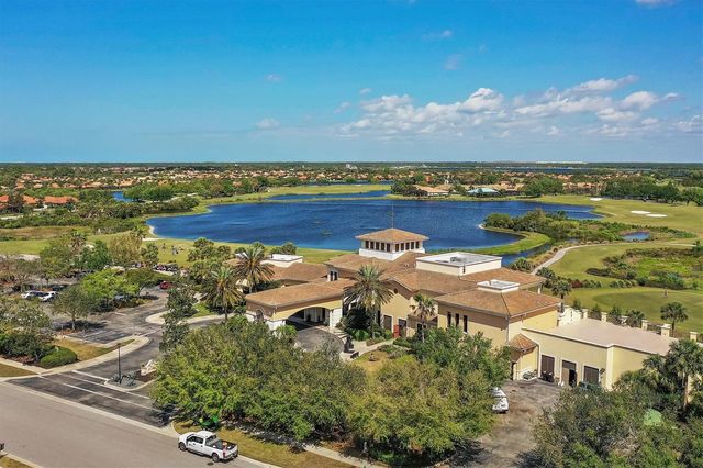 262 MONTELLUNA DRIVE, North Venice, FL 34275