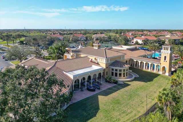 262 MONTELLUNA DRIVE, North Venice, FL 34275