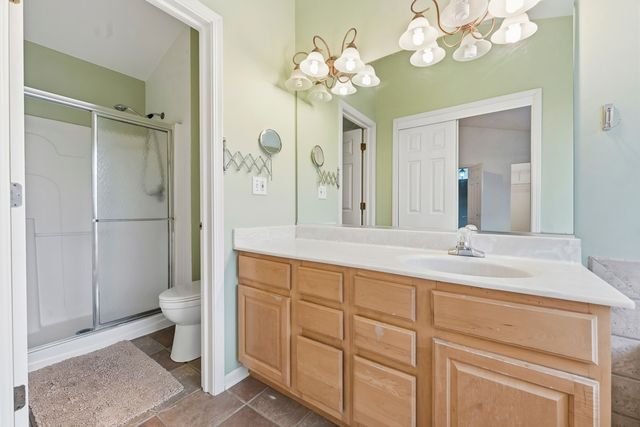 138 Emerald Drive, Streamwood, IL 60107